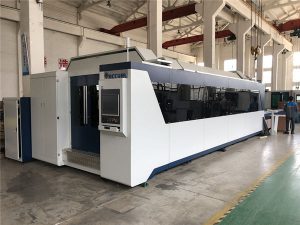 profesionāla cnc šķiedru lāzera griešanas mašīna 1000w 1500w ar maiņas tabulu