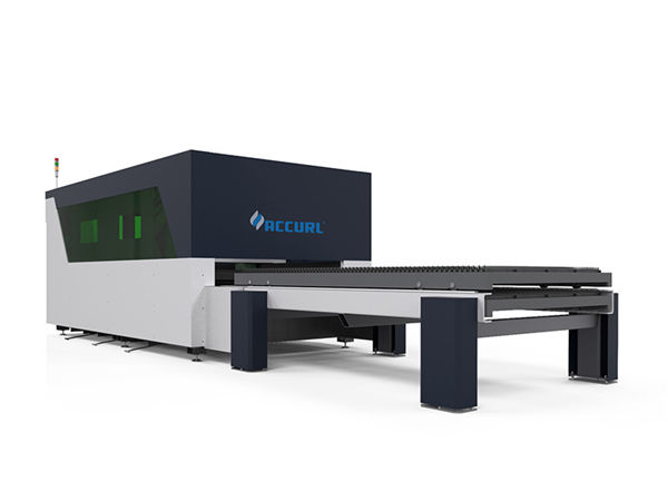 inteliģents metāla šķiedras lāzera griezējs nodrošina vienmērīgu pārraidi ar labu stingrību